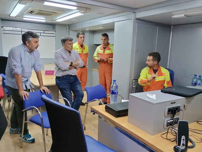  El consejero de Gestión de Emergencias, Alejandro Calvo en la reunión en el puesto de mando avanzado, foto de archivo.