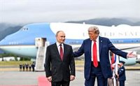 Los líderes europeos ofrecen apoyo para una reunión a tres bandas entre Trump, Putin y Zelenski