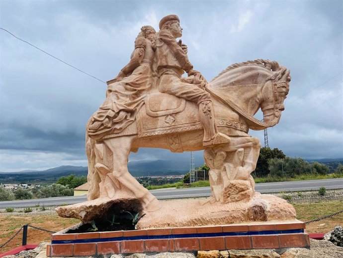 Archivo - Monumento al bandolero en Málaga.