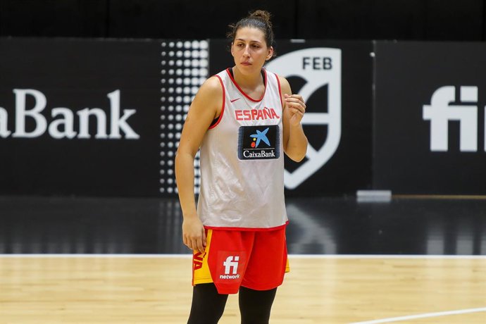 Archivo - María Araujo,player of the Spanish basketball team during the week of concentration of the Spanish Basketball Team, preparatory for the EuroBasket 2021 and the Tokyo Olympics in 202i. In the bubble created in the Alqueria del Basket Valencia, on