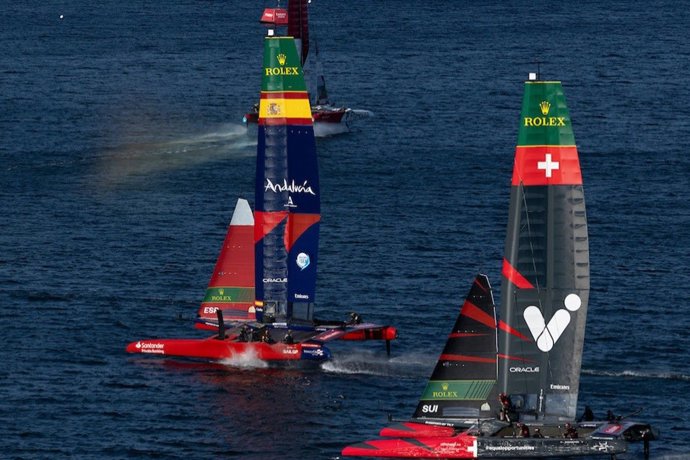 El Spain SailGP Team, durante una carrera.