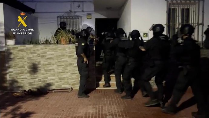 Desarticulado un clan familiar dedicado al tráfico de drogas en Villamanrique de la Condesa.