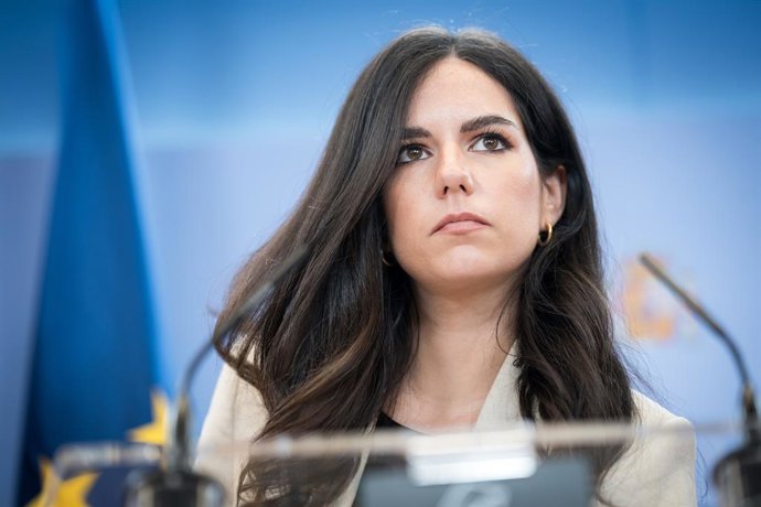 Archivo - Arquivo - A porta-voz da Vox no Congresso, Pepa Millán, durante uma coletiva de imprensa no Congresso dos Deputados, em 8 de julho de 2025, em Madri (Espanha).