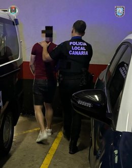 Suc.- Detenido tras presuntamente agredir a una mujer en la vía pública, en el barrio de Guanarteme (Gran Canaria)