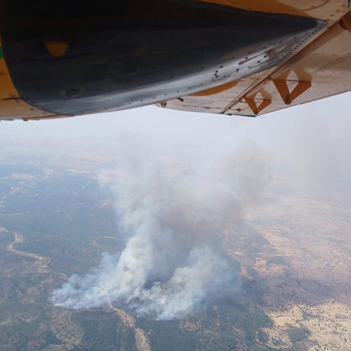 Imagen de archivo del anterior incendio declarado en el paraje La Contienda de Aroche (Huelva).