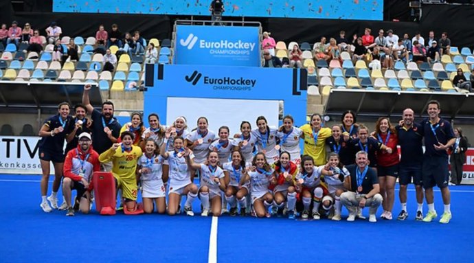 Equipe espanhola de hóquei feminino ganha medalha de bronze no Campeonato Europeu