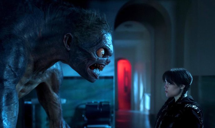 Los creadores de Miércoles prometen "secretos más oscuros" y "cameos sorpresa" en el final de la temporada 2