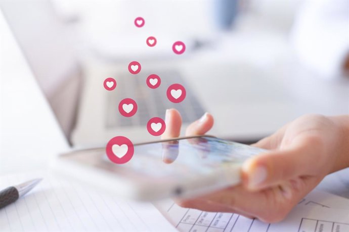 Archivo - Like en redes sociales.