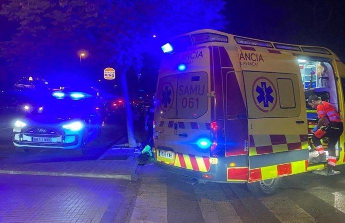 Ambulancia en el lugar del accidente.