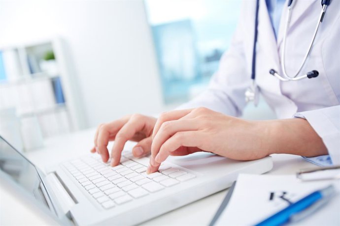 Archivo - Arquivo - Local de trabalho médico inteligente