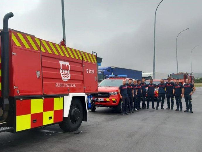 Un grupo de bomberos de Gipuzkoa parte este lunes hacia León para reforzar las labores de extinción de incendios