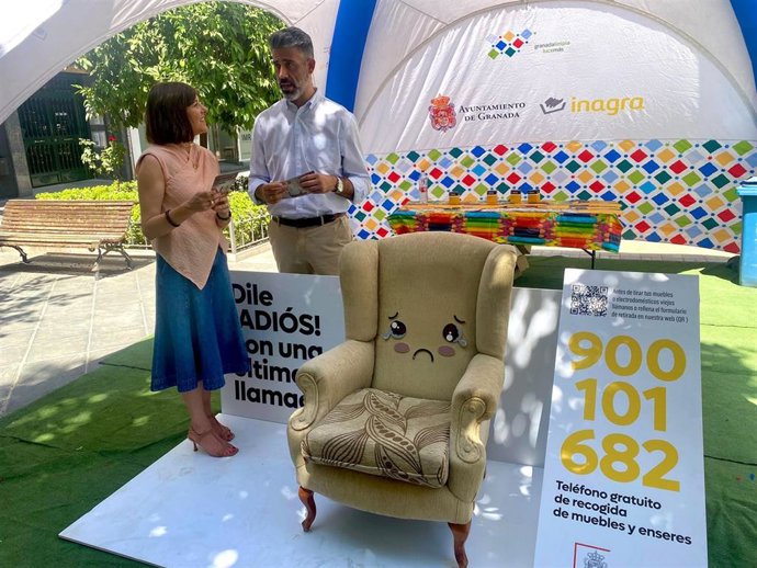 Campaña de recogida de muebles y enseres en Granada capital.