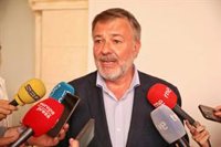 Los primeros informes avalan la remunicipalización del estacionamiento regulado de la ORA y del cementerio de Cuenca