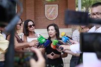 Robles destaca que las Fuerzas Armadas se vuelcan "siempre que hay una necesidad" y "así va a seguir siendo"