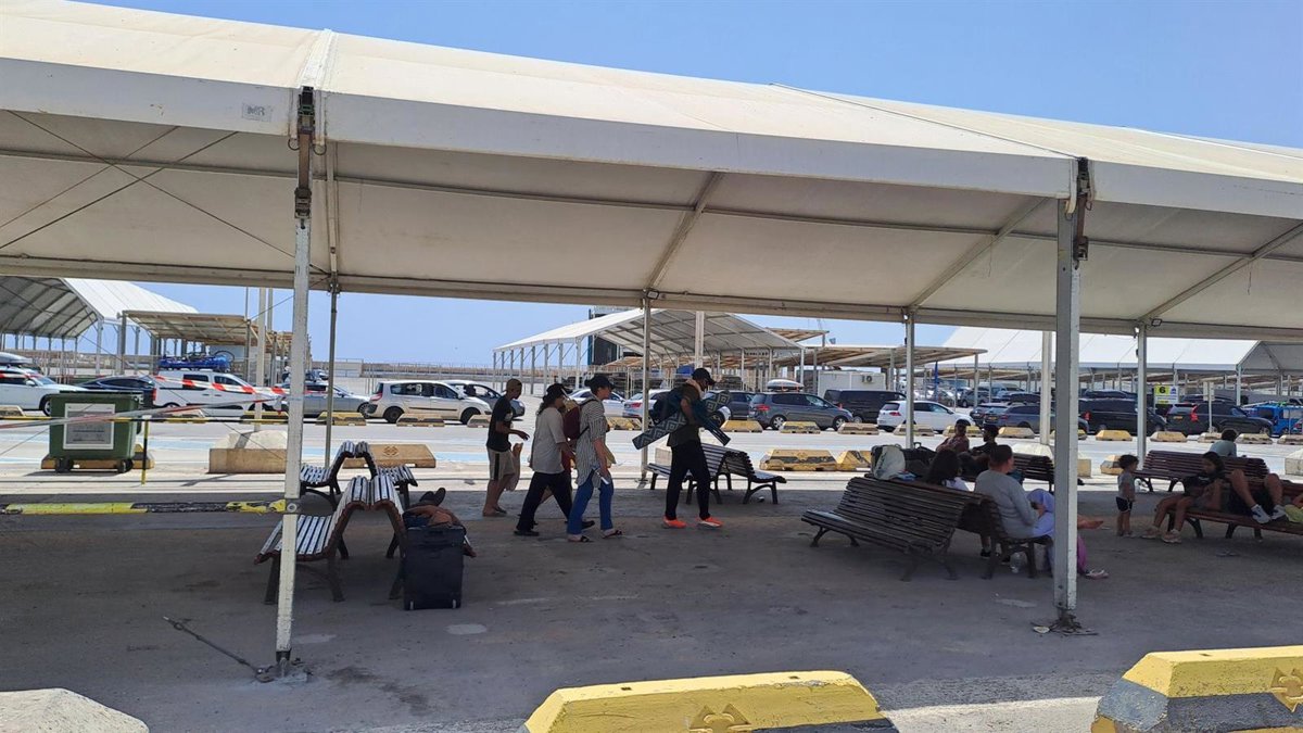 La fase salida de la OPE acaba en Almería con 293.800 pasajeros embarcados, un 10% menos que en 2024