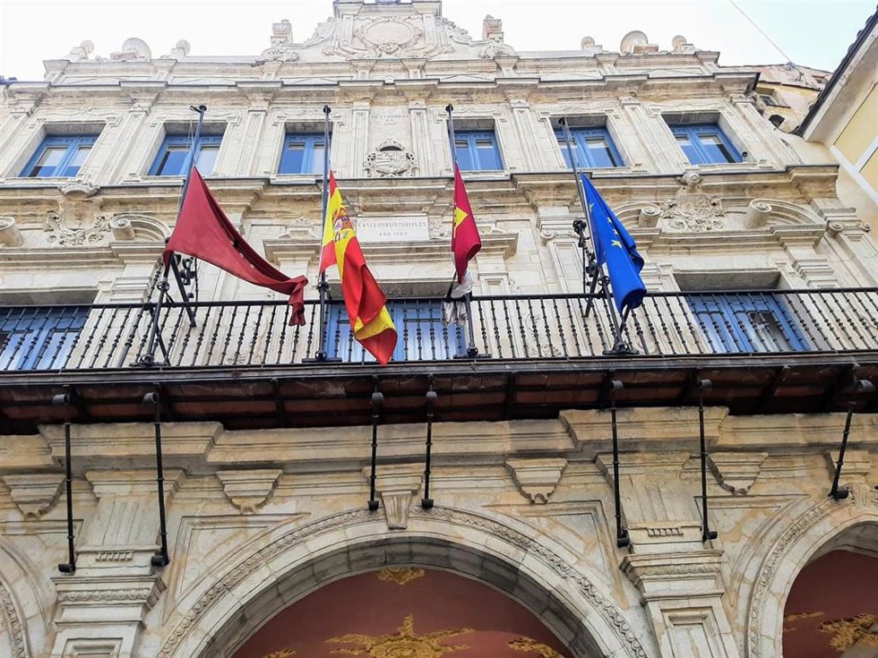Archivo - Fachada del Ayuntamiento de Cuenca