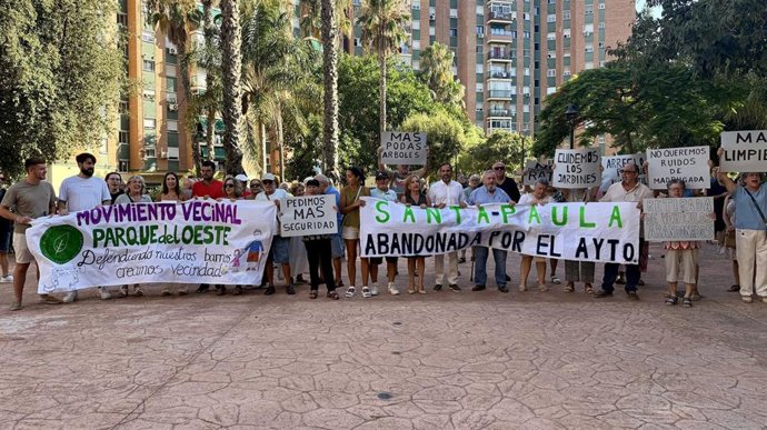 El portavoz del PSOE en el Ayuntamiento de Málaga, Daniel Pérez, entre otros, en una imagen de archivo