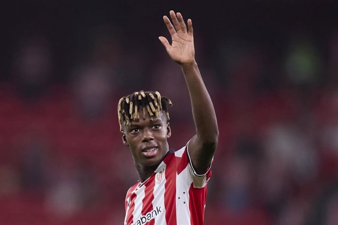 El jugador del Athletic Club Nico Williams en el partido de LaLiga EA Sports ante el Sevilla en San Mamés.