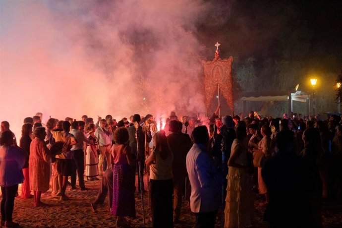 Rezo del Rosario del Rocío Chico 2024.