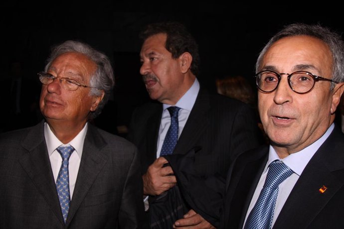 Archivo - Juan Padrón, a la izquierda en la imagen, junto a Alejandro Blanco 