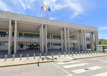 Archivo - Vista exterior del aeropuerto de Jerez. Imagen de archivo. 