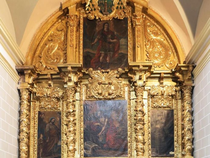 Retablo mayor de la Iglesia Parroquial de Santa María Magdalena en Oseja (Zaragoza).