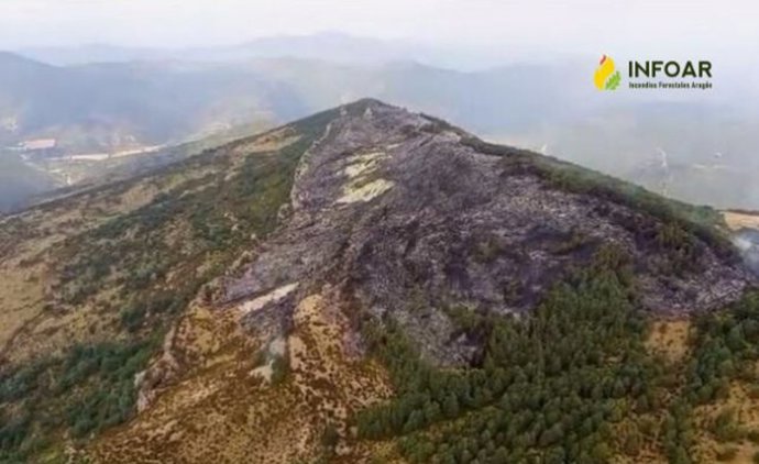 Incendio forestal entre Aragüés del Puerto y el Valle de Hecho (Huesca).