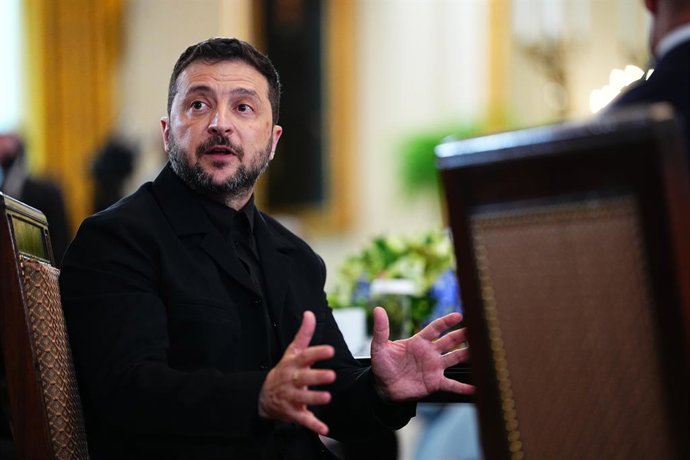 18 August 2025, US, Washington: Ukrainian President Volodymyr Zelensky a High-level meeting between European Leaders and US President Donald Trump in the East Room of the White House. Photo: Aaron Schwartz/PA Wire/dpa