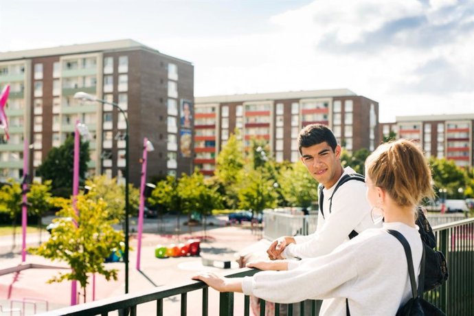 Jóvenes estudiantes de alquiler durante su estapa universitaria.