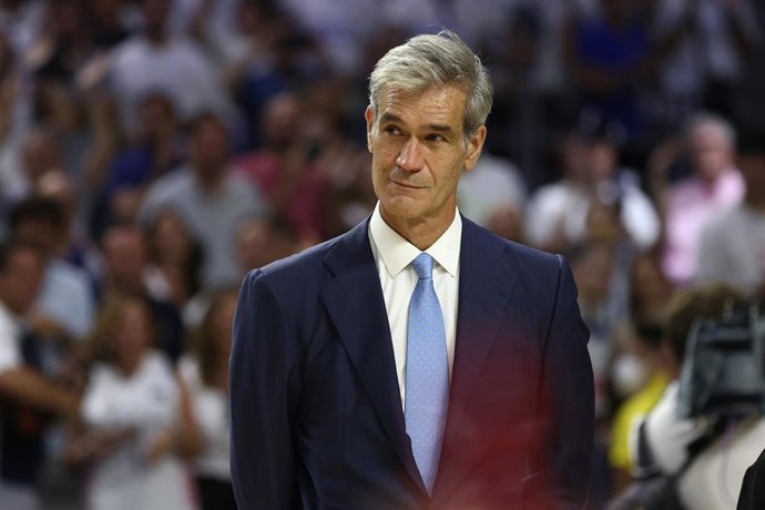 Archivo - Antonio Martin, presidente da FEB, é visto durante o Jogo Final 4 da liga espanhola, Liga ACB Endesa, partida de basquete disputada entre Real Madrid e FC Barcelona no pavilhão Wizink Center em 19 de junho de 2022, em Madri, Espanha.