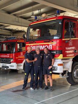 Bomberos de Aranda se desplazan de forma voluntaria a Bembibre (León) para apoyar la extinción.