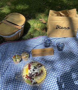 Recetas y tips de Viena Capellanes para disfrutar de un picnic perfecto en lo que queda de verano.