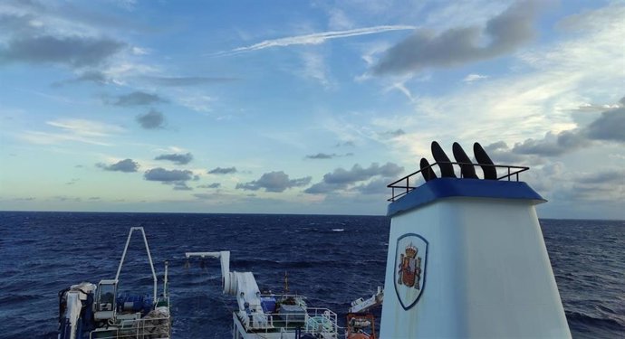 Comienza la campaña Medits Pitiusas 2025 para evaluar recursos pesqueros en el Mediterráneo.