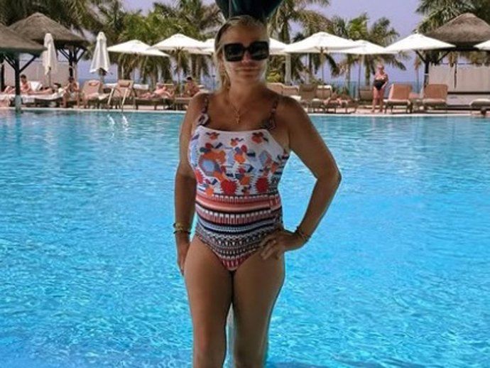 Belén Esteban presume de cuerpo en bañador