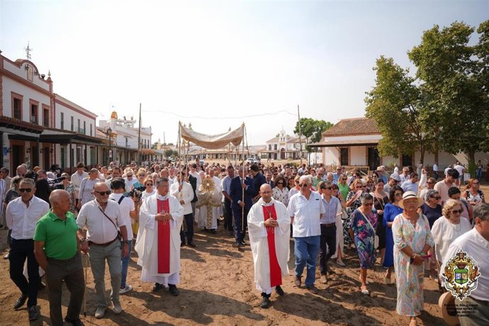 Procesión eucarística del Rocío Chico 2025.