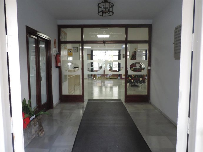 Entrada de la residencias de mayore Matía Calvo en Cádiz