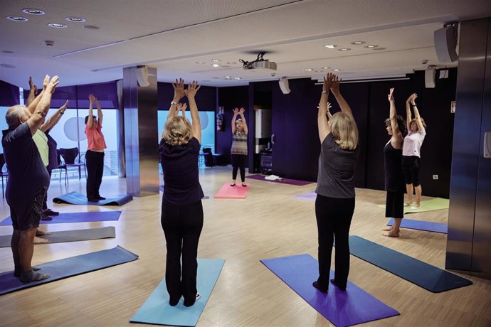 Más de 25.200 personas mayores en CyL participan en los talleres saludables de la Fundación "la Caixa" .