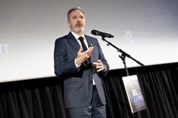 El presidente del Gobierno de Aragón, Jorge Azcón, en la presentación del documental de Aragon TV "Dos vidas" en homenaje a los dos guardias civiles asesinados por la banda terrorista ETA en Sallent de Gállego en 2000.