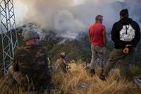 El contingente balear trabaja ya en una zona con cinco incendios activos en el norte de León