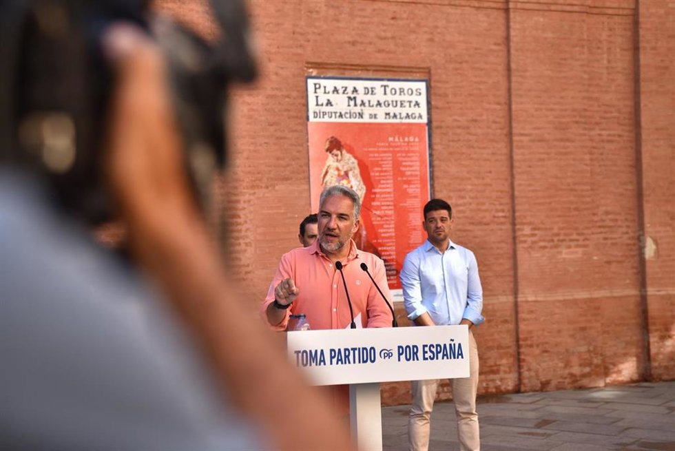 El vicesecretario de Política Autonómica, Municipal y Análisis Electoral del PP, Elías Bendodo, en un acto en Málaga