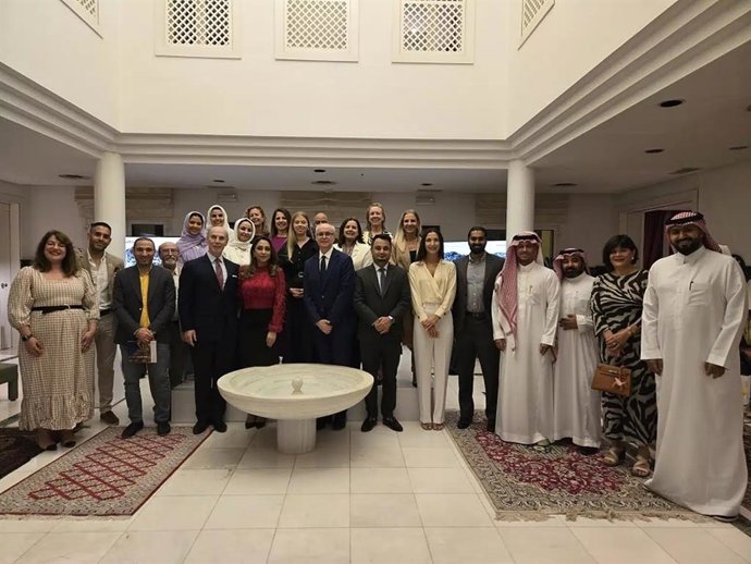 Representantes de Turismo Costa del Sol en una visita a países asiáticos.