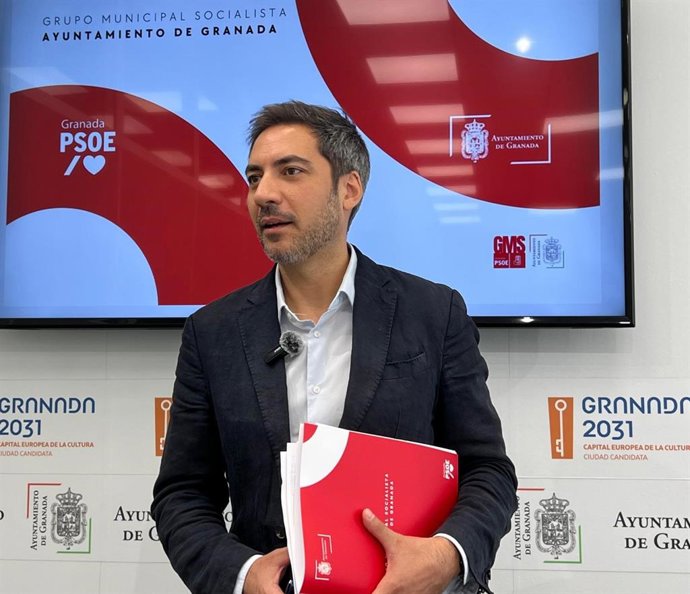 El viceportavoz socialista en el Ayuntamiento de Granada, Eduardo Castillo, en una foto de archivo.