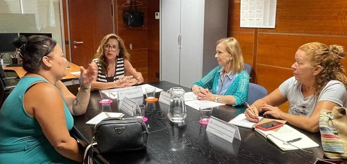 Trabajadoras de ayuda a domicilio en Santa Cruz denuncian "falta" de gestión del servicio y situaciones de acoso sexual