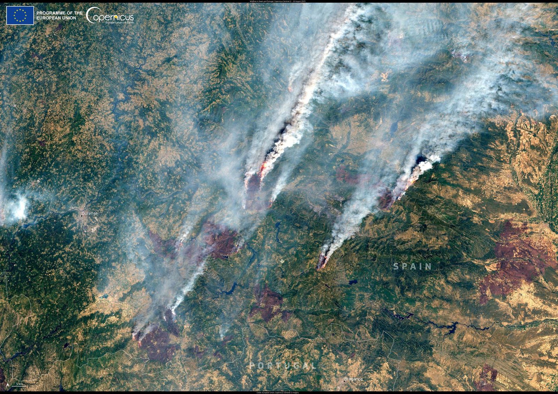 Los grandes incendios forestales del noroeste de España, imagen del día de Copernicus.