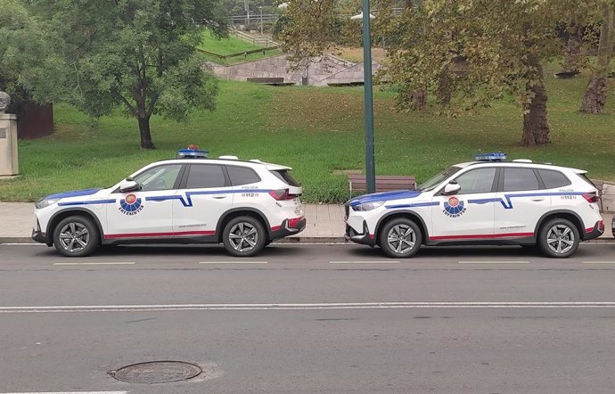 Ertzaintzaren bi auto