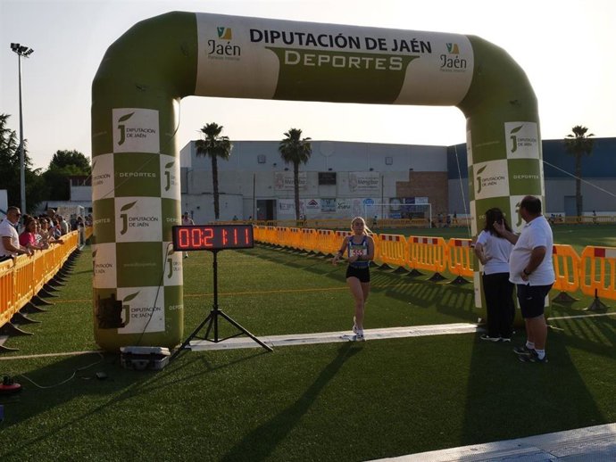 Eva María León en una de las pruebas del XVI Gran Premio de Carreras Populares 'Jaén, paraíso interior'.