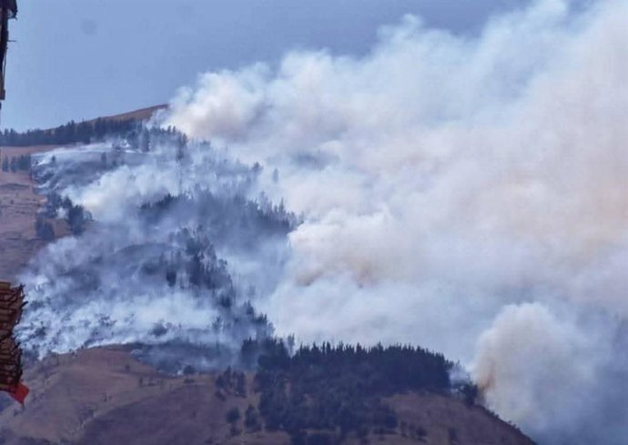 Incendio en el parque nacional Tunari de Cochabamba, Bolivia