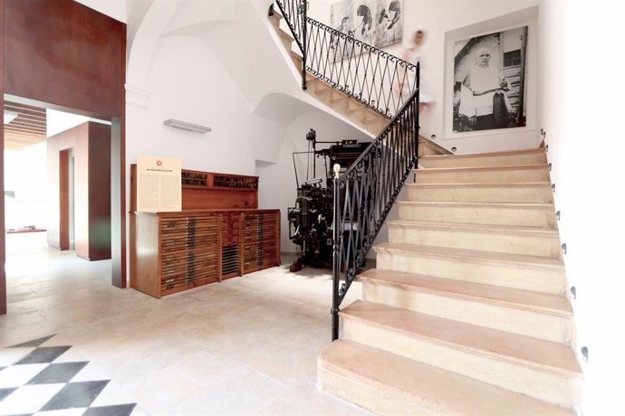 Archivo - El Govern apoya con 39.500 euros el proyecto cultural 2025 de la Institución Pública Antoni Maria Alcover.