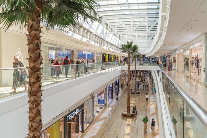 Imagen del centro comercial Miramar, en Fuengirola (Málaga).