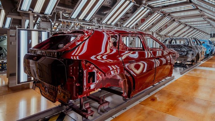 El Kia EV4, primer modelo de la marca coreana que se produce exclusivamente para clientes europeos.